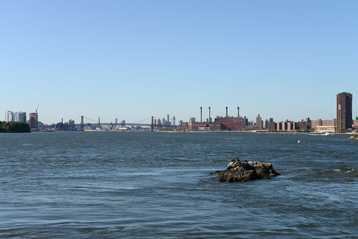 44 New York City Roosevelt Island Franklin D Roosevelt Four Freedoms Park View Down The East River To The Williamsburg Bridge, Downtown Brooklyn, Con Ed Plant, Waterside Plaza